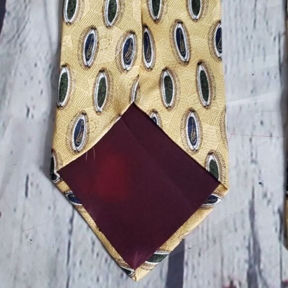 Halston Yellow Oval Pattern Silk Neck Tie - Picture 3 of 7
